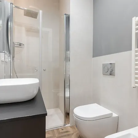 Apartament Mica Calefati